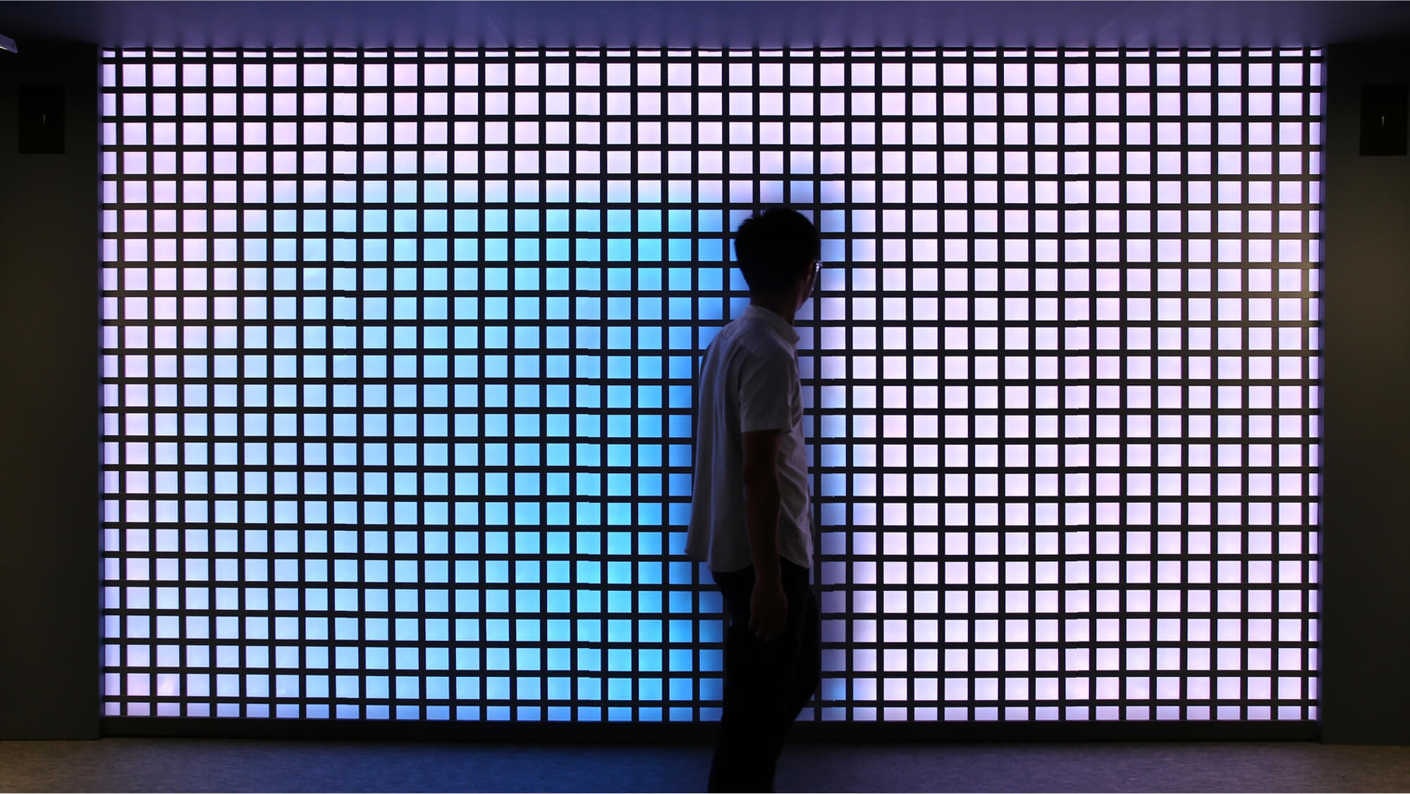 Interactive LED facadeの画像