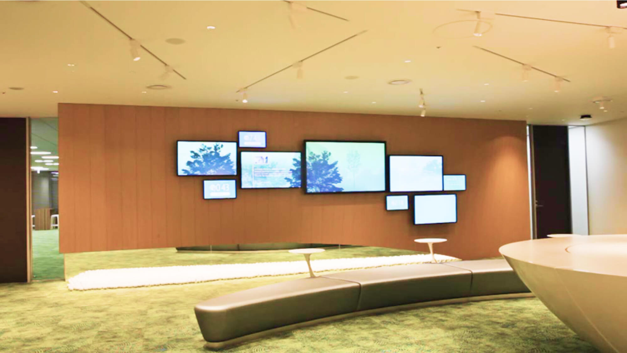 SoftBank Technology 